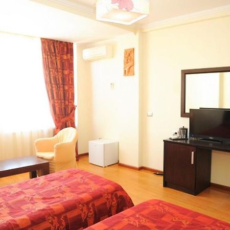 Hotel Leonardo Škalngur Екстериор снимка