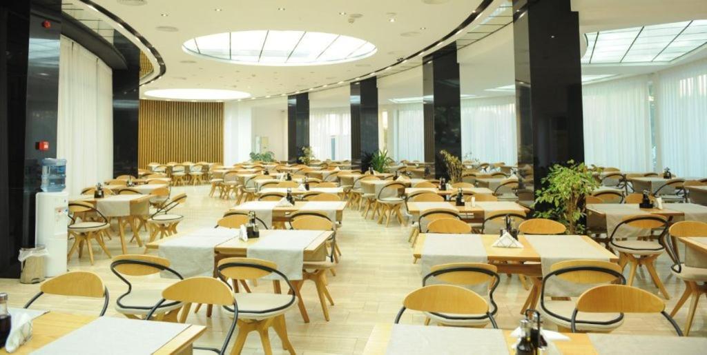 Hotel Leonardo Škalngur Екстериор снимка