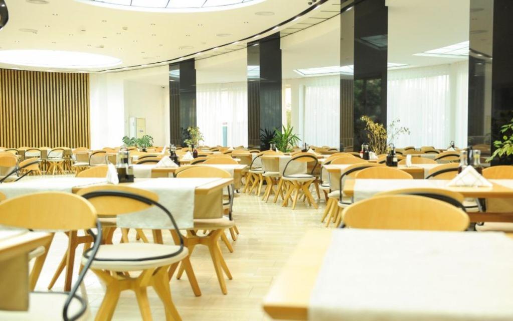 Hotel Leonardo Škalngur Екстериор снимка